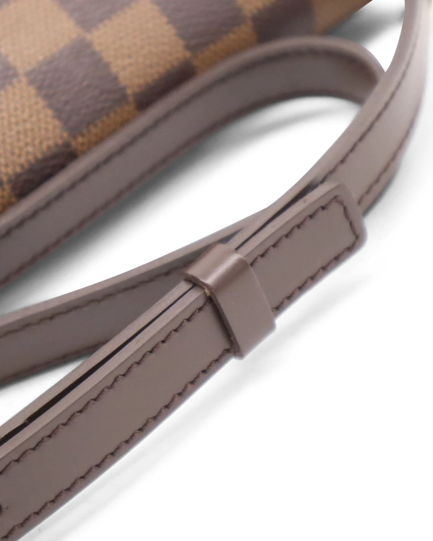 Pre-Owned Louis Vuitton Musette Tango Short