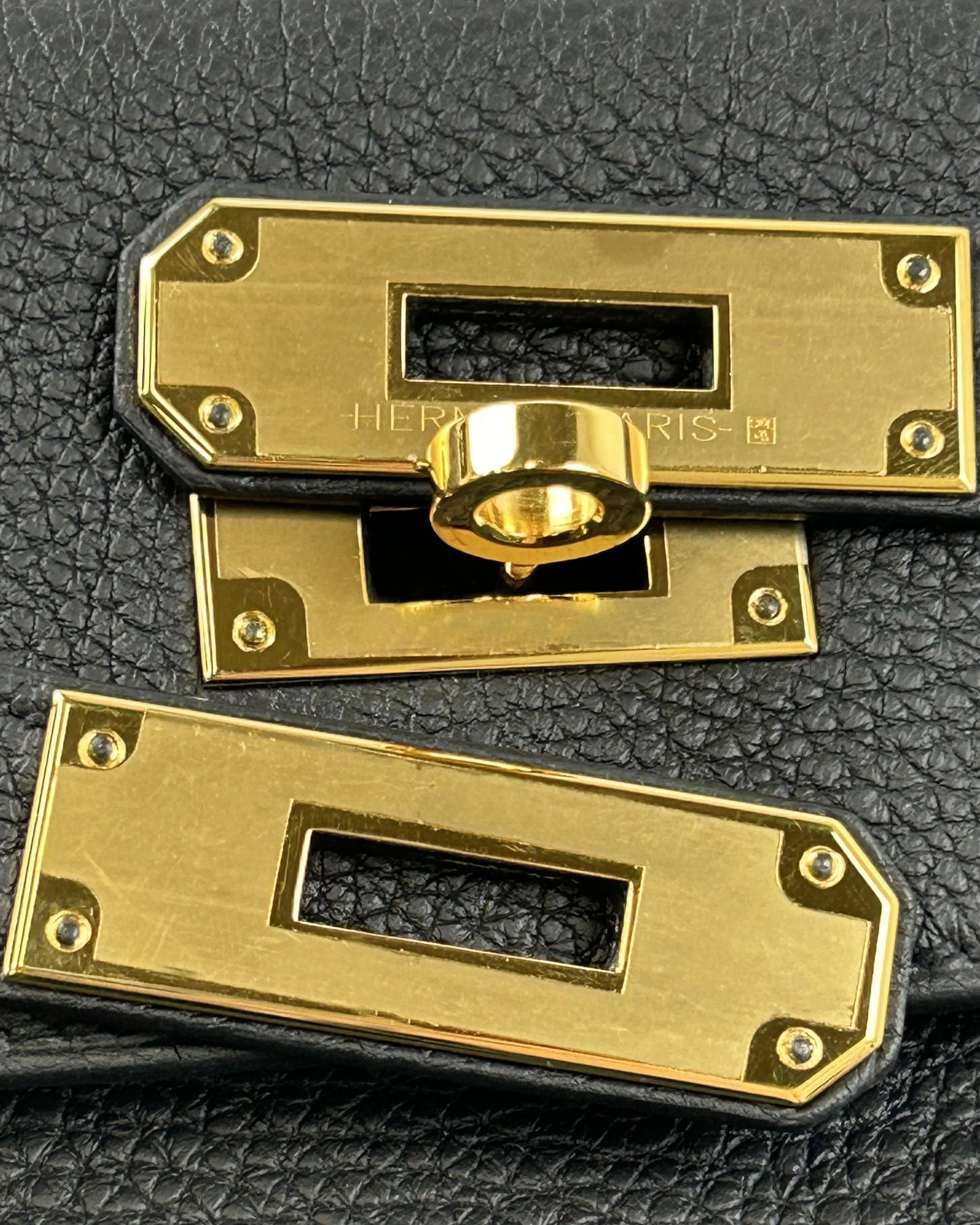 Pre-Owned Hermes Kelly 28