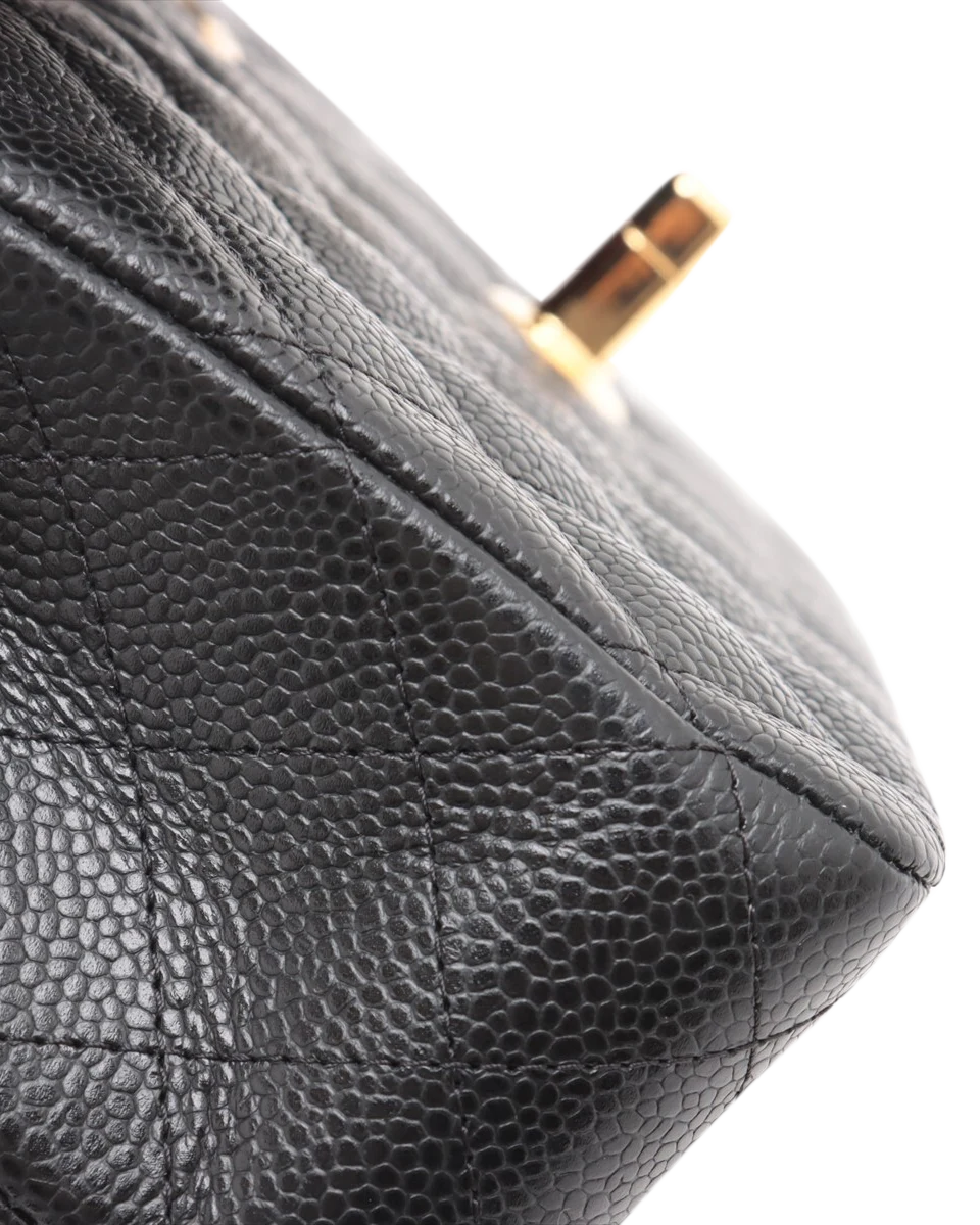 Pre-Owned Chanel Classic Medium Double Flap Bag