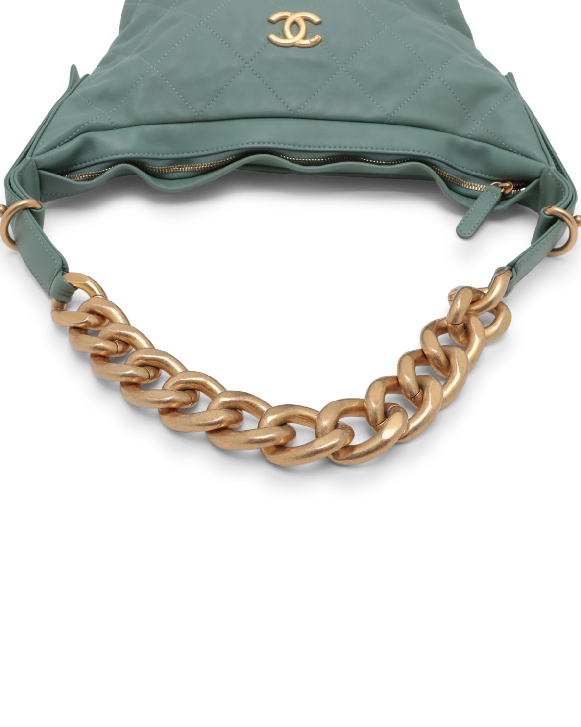 Pre-Owned Chanel Quilted CC Hobo Bag