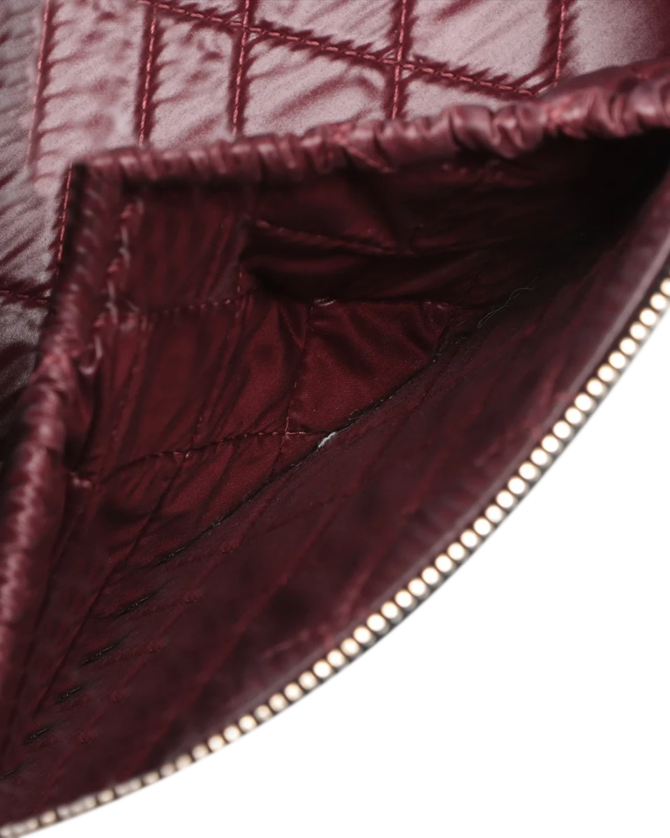 Pre-Owned Chanel Quilted Vanity Case
