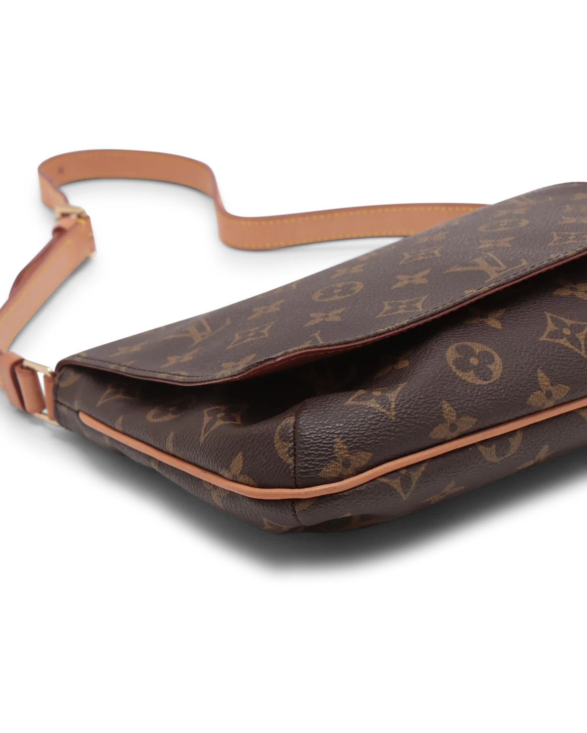 Pre-Owned Louis Vuitton Musette Tango M51257