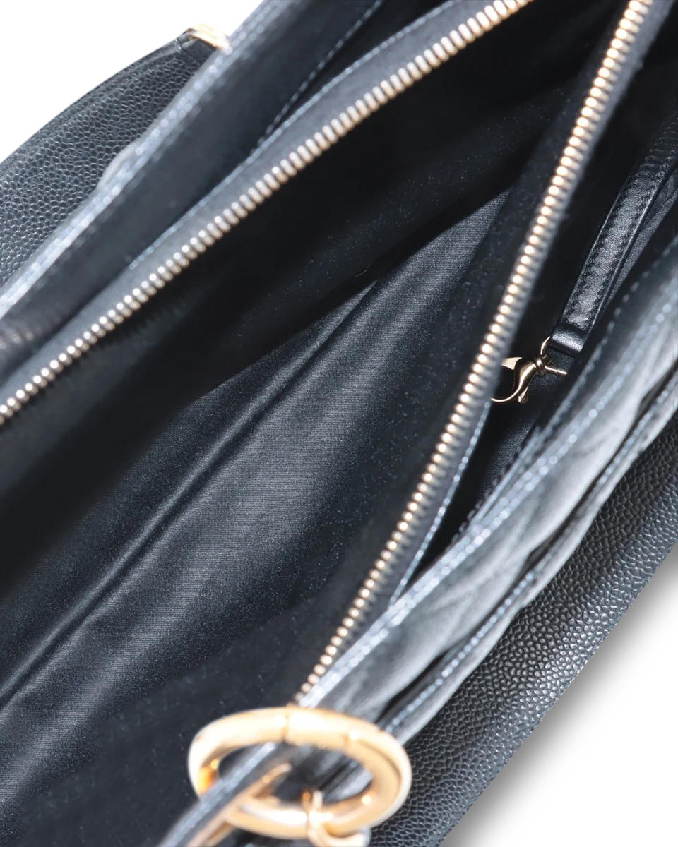 Pre-Owned Chanel Grand Shopping Tote