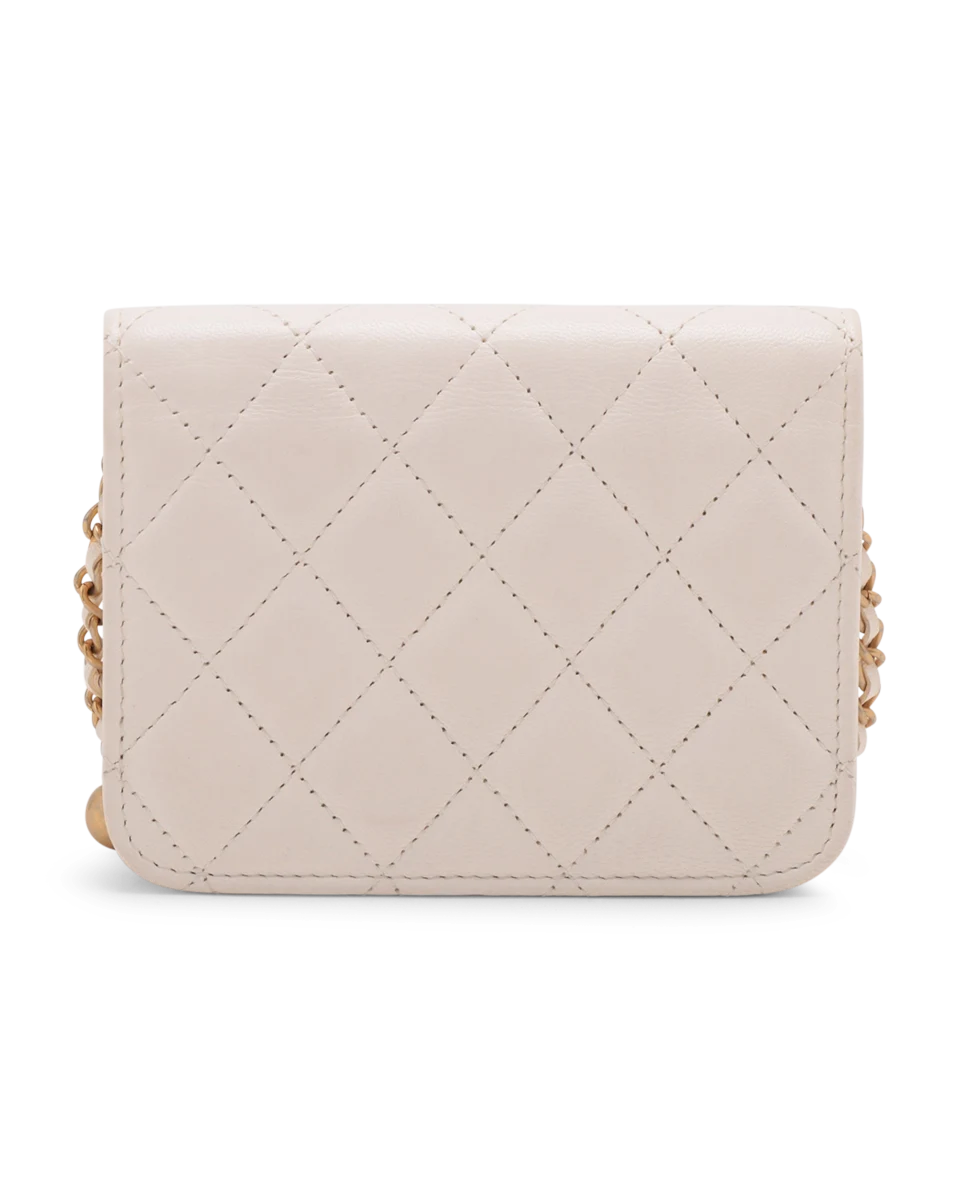 Pre-Owned Chanel Quilted Pearl Crush Clutch With Chain