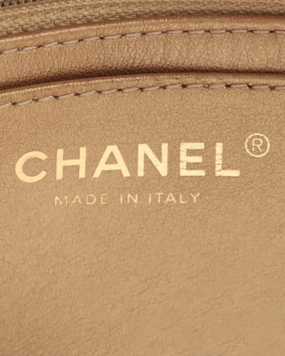 Pre-Owned Chanel Classic Mini Double Flap