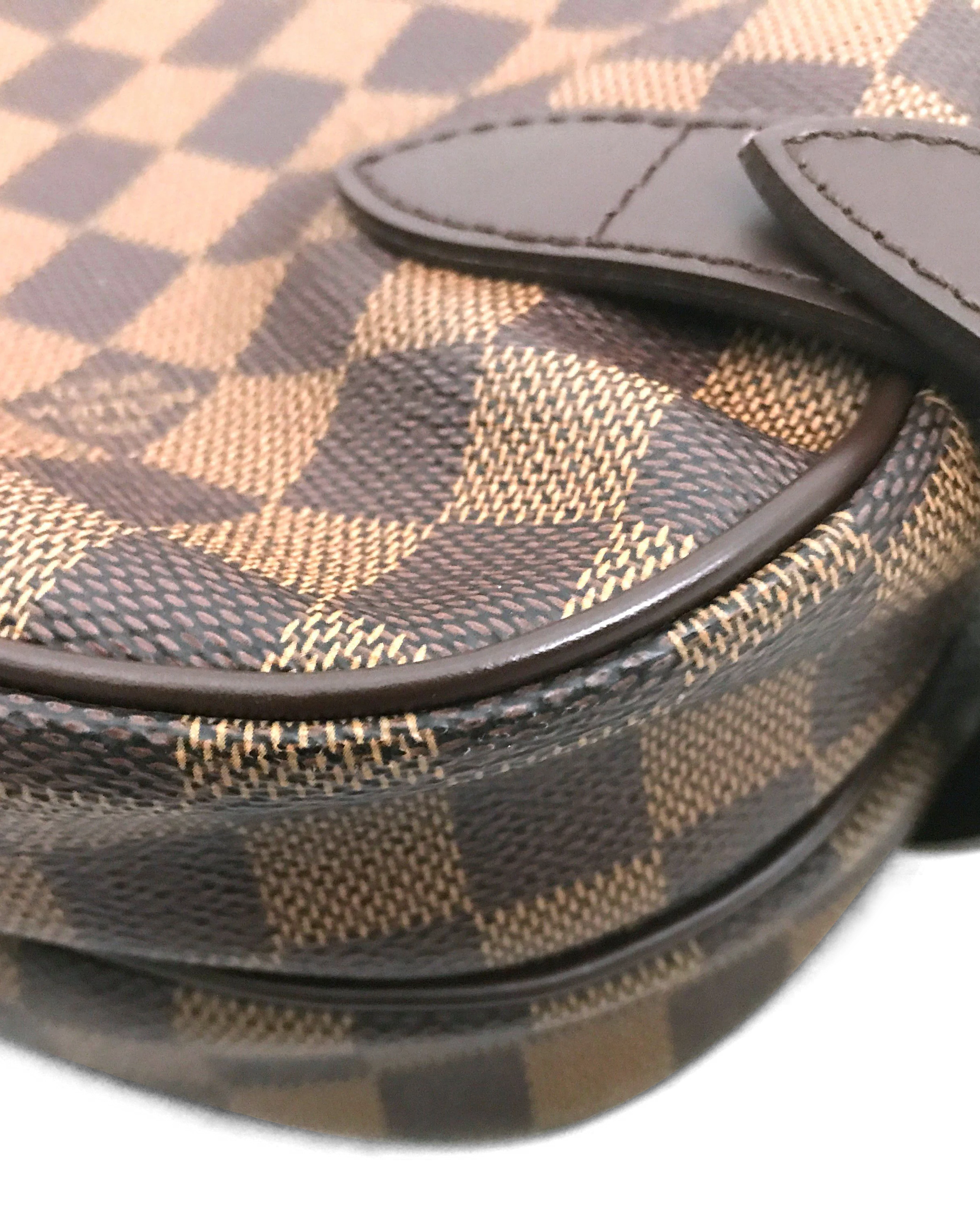 Pre-Owned Louis Vuitton Highbury