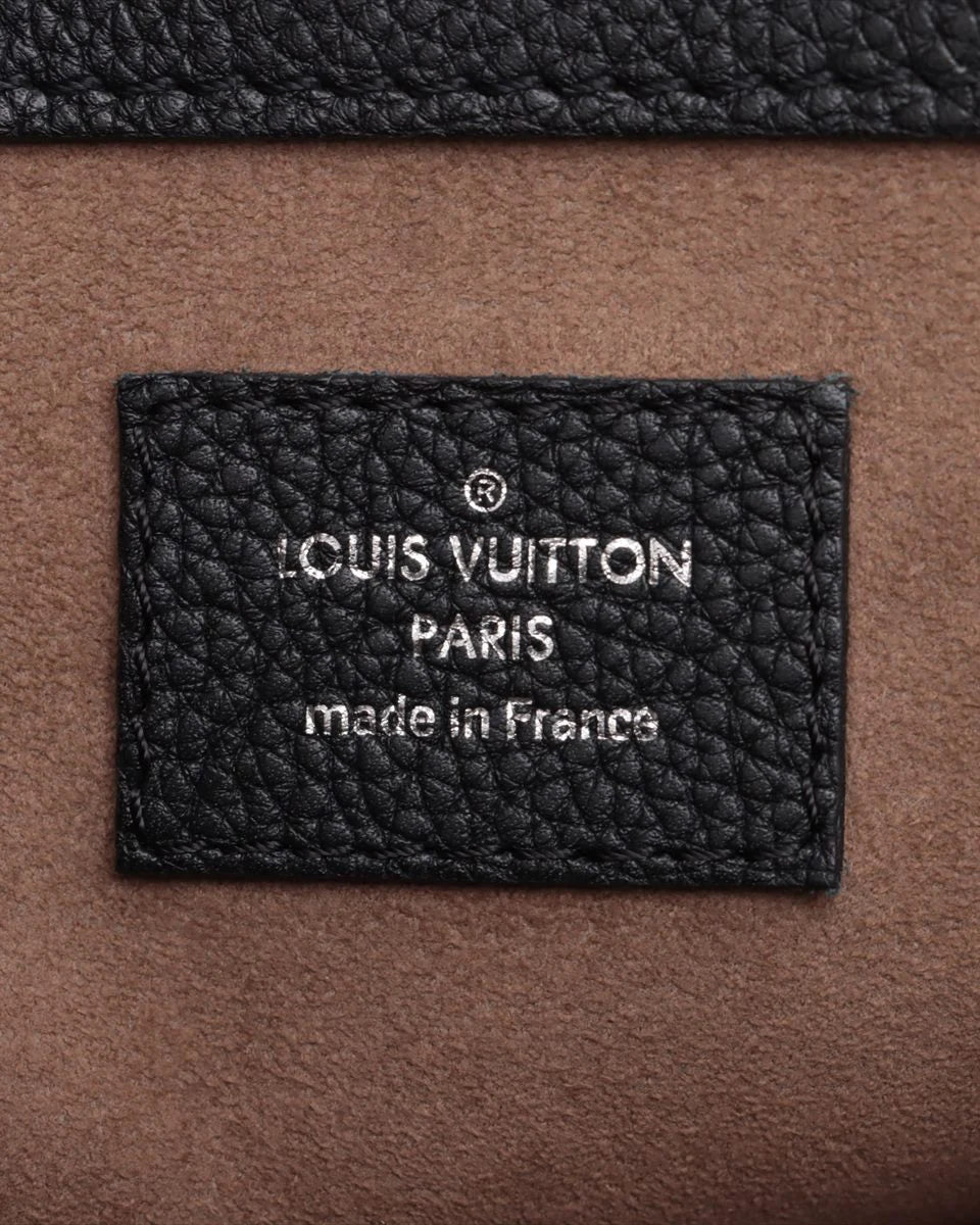 Pre-Owned Louis Vuitton Mahina Sevres M41788