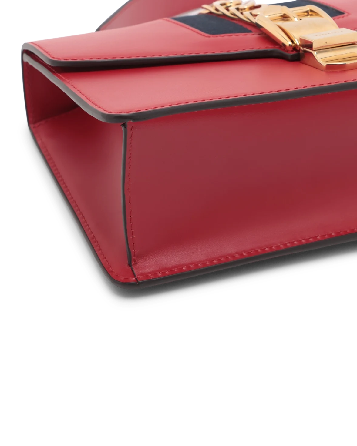 Pre-Owned Gucci Small Sylvie Shoulder Bag