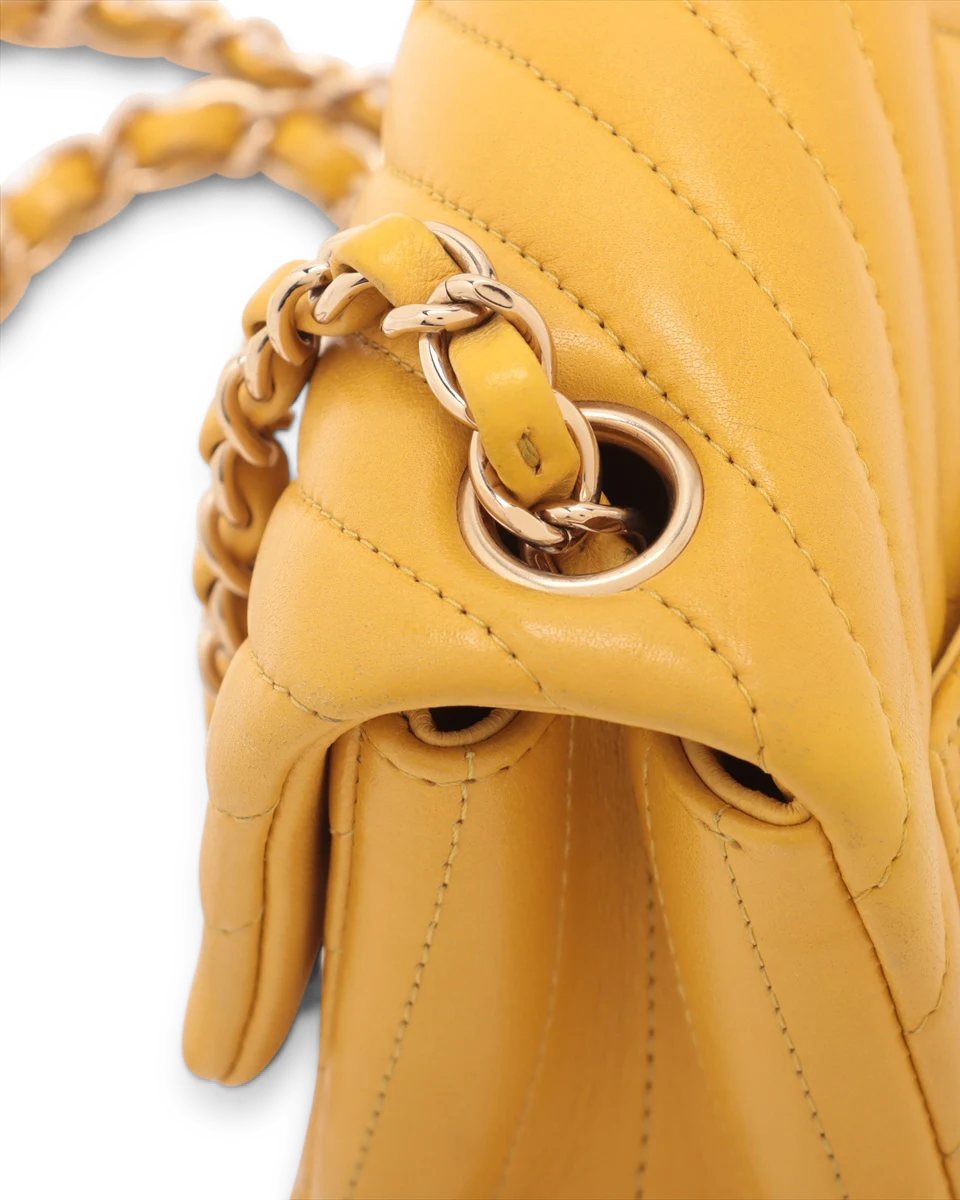 Pre-Owned Chanel Chevron Quilted Mini Square Flap Bag