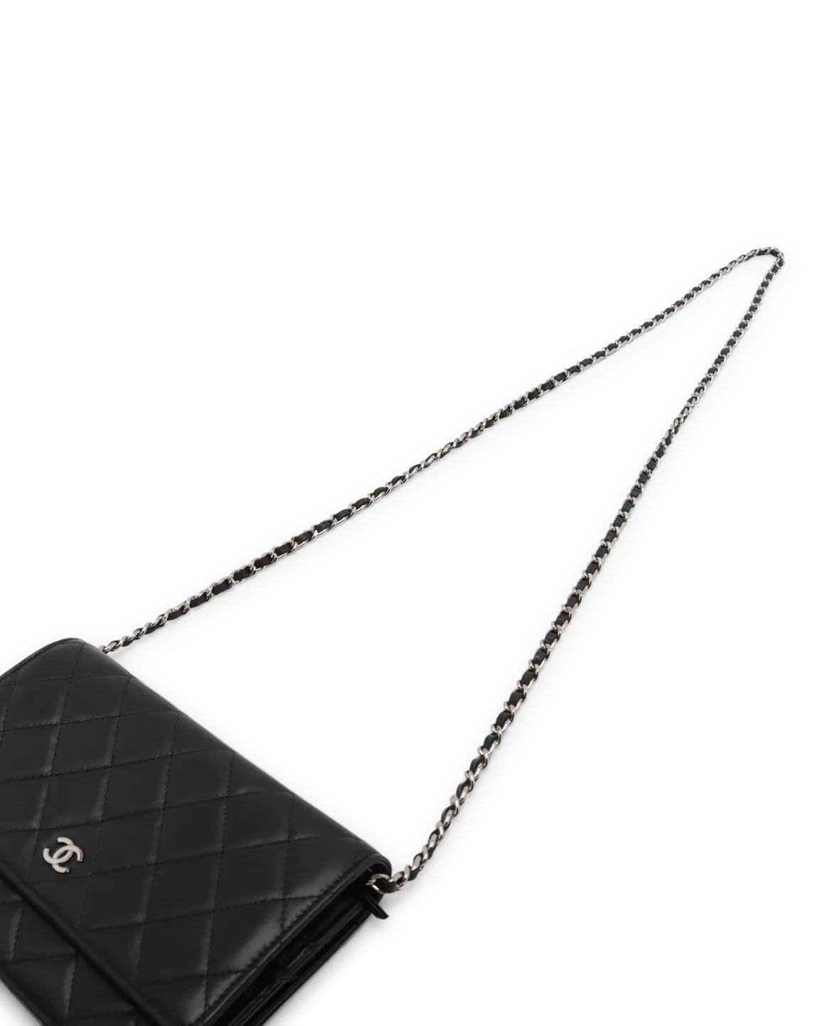 Pre-Owned Chanel Classic Wallet-on-Chain