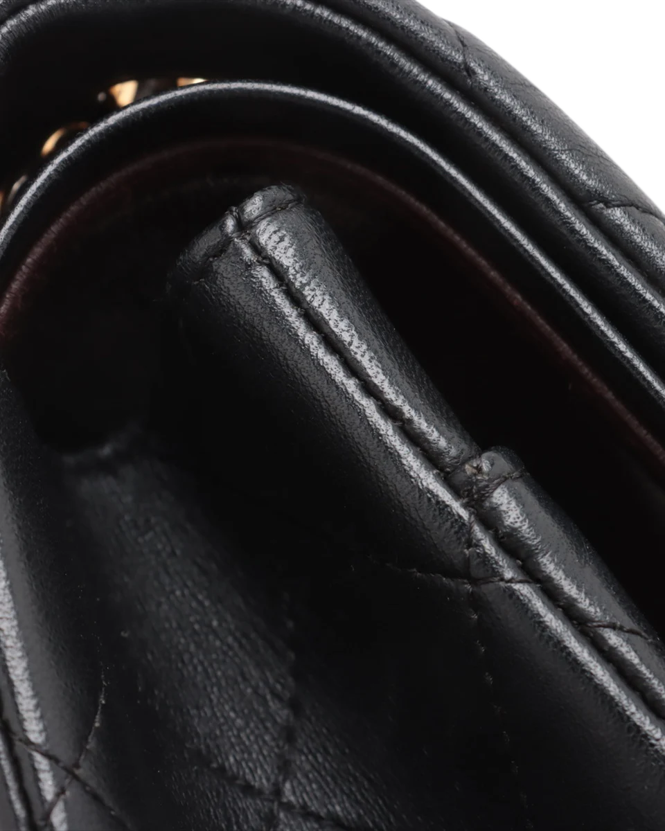 Pre-Owned Chanel Classic Jumbo Double Flap Bag