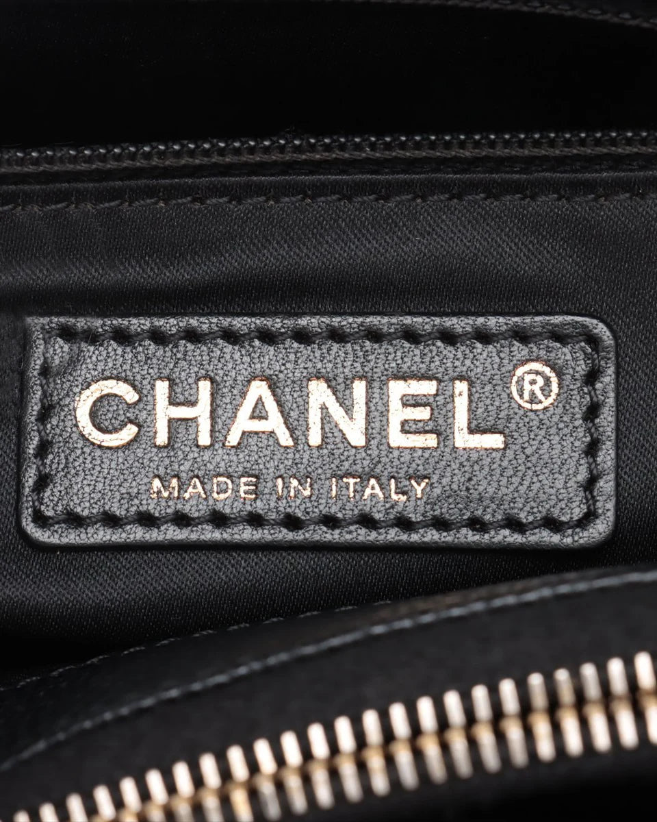 Pre-Owned Chanel Grand Shopping Tote