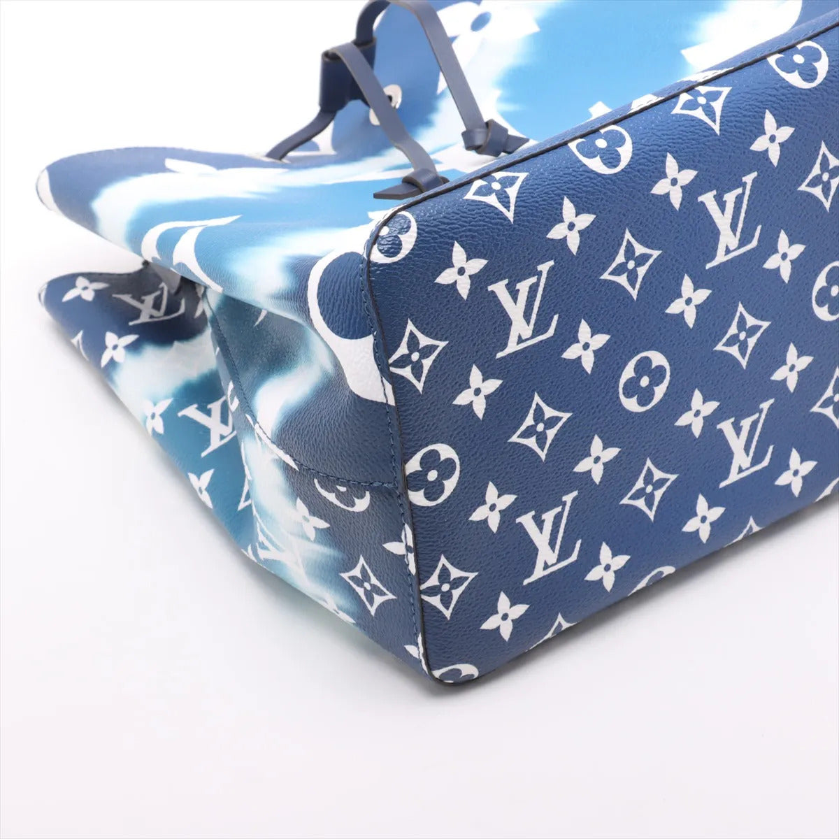 REKLAIM like new pre-owned luxury handbags and watches. Rolex, AP, Richard Mille, Patek Philippe, Audemars Piguet